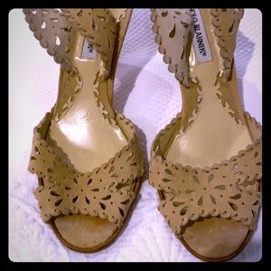 Manolo Blahnik beige suede sandals